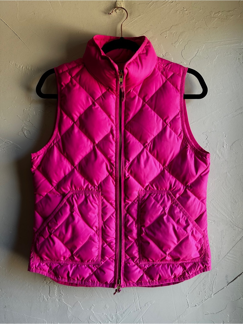 J.Crew Hot Pink Down Puffer Vest Small Quilted Preppy Après Ski